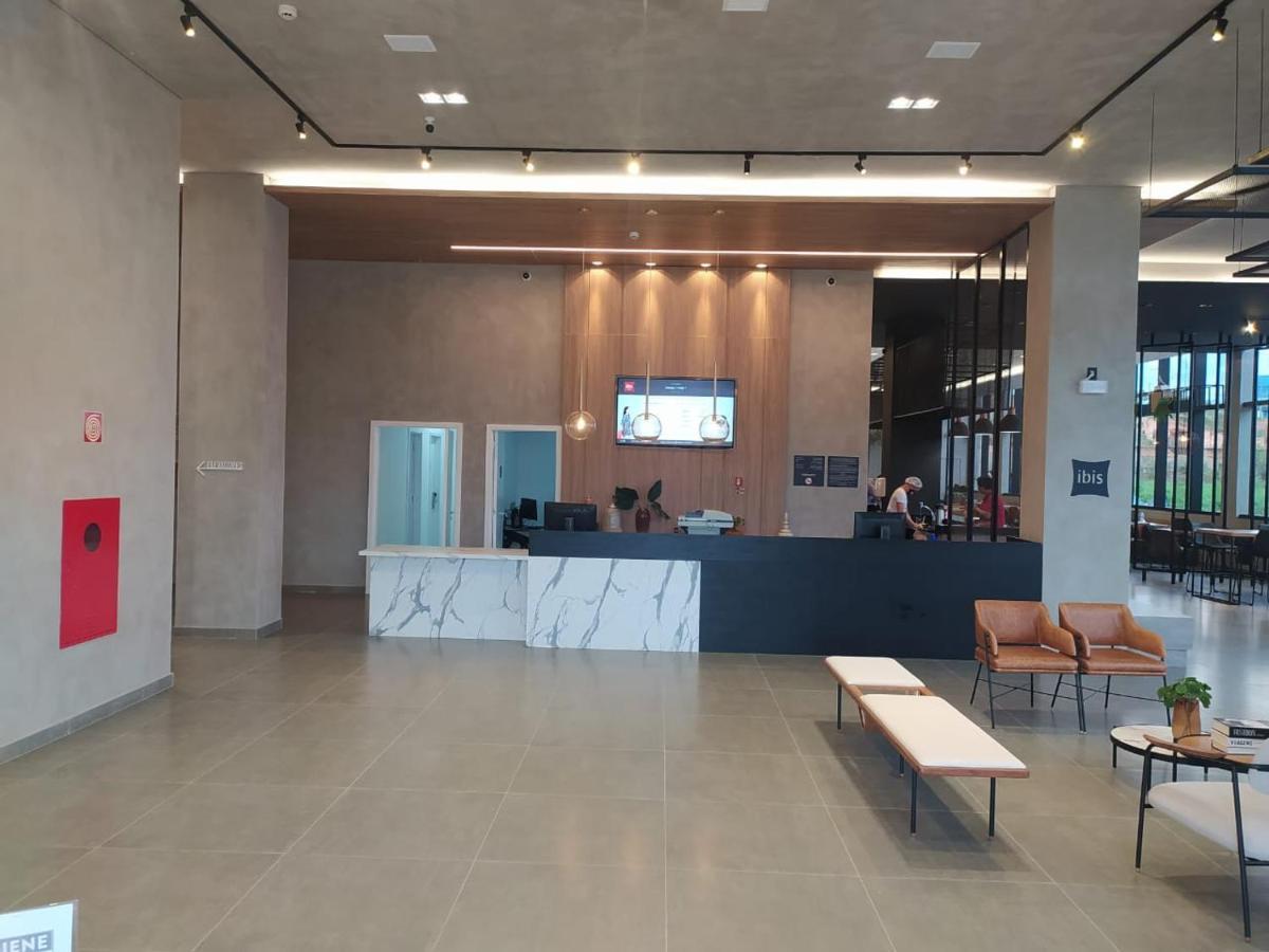 Ibis Nova Serrana Εξωτερικό φωτογραφία